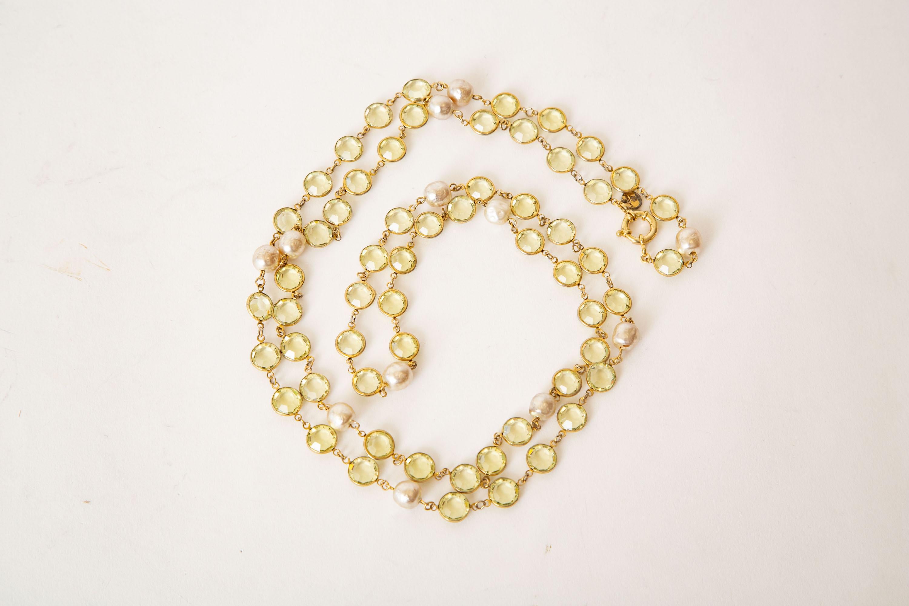 Vintage Chanel Chartreuse Beveled Crystals And Faux Pearl Sautoir Wrap Necklace 7