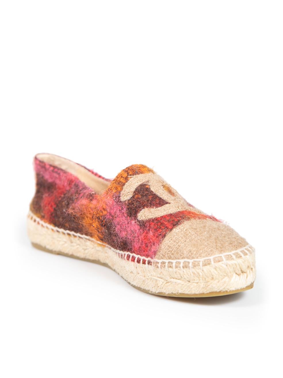 CONDITION is Very good. Hardly any visible wear to shoes is evident on this used Chanel designer resale item.
 
 
 
 Details
 
 
 Multicolour- brown, pink, orange
 
 Cloth
 
 Espadrilles
 
 Checkered pattern
 
 Flat
 
 Round toe
 
 Brown cap toe
 
