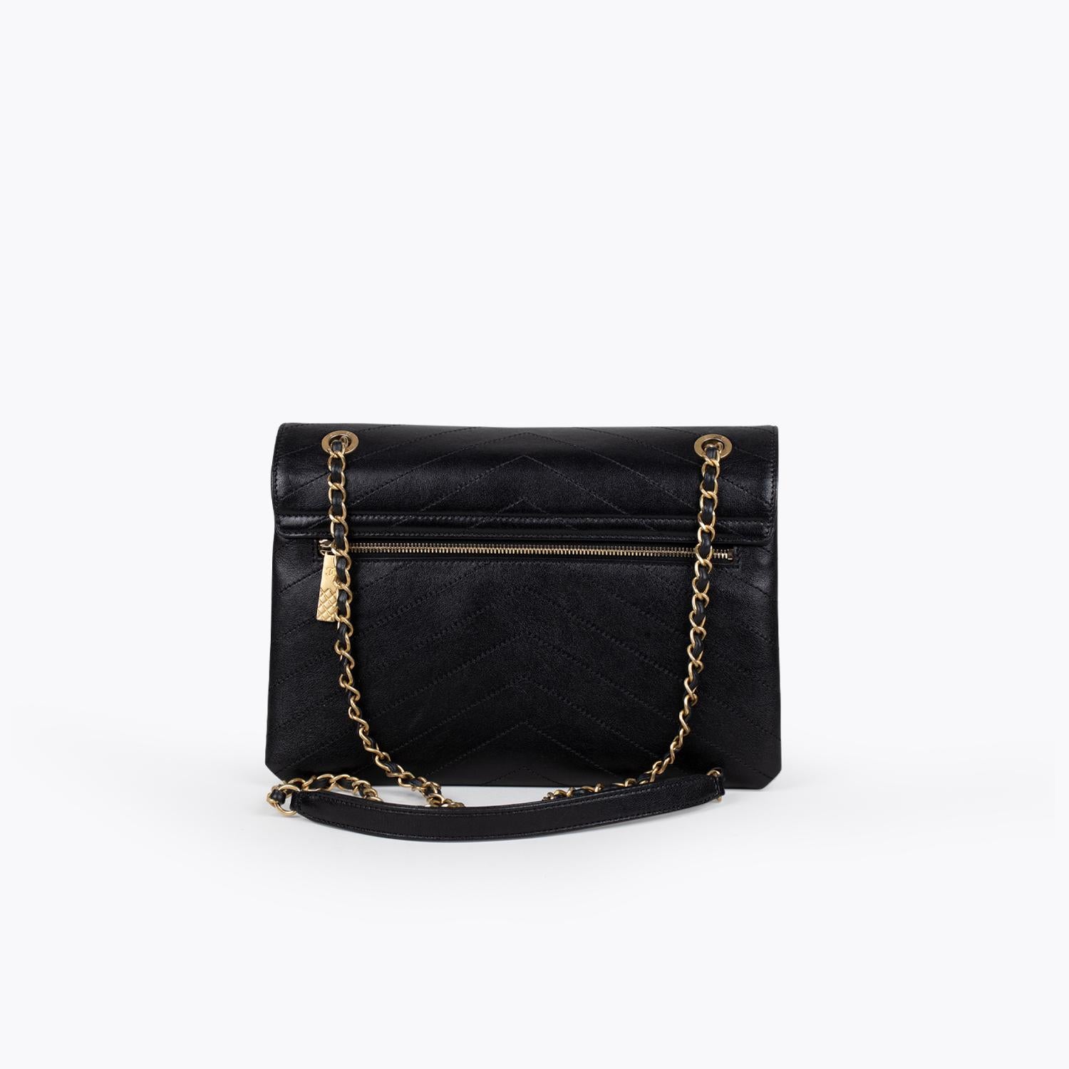 Black Chanel Chevron Crossbody Bag For Sale