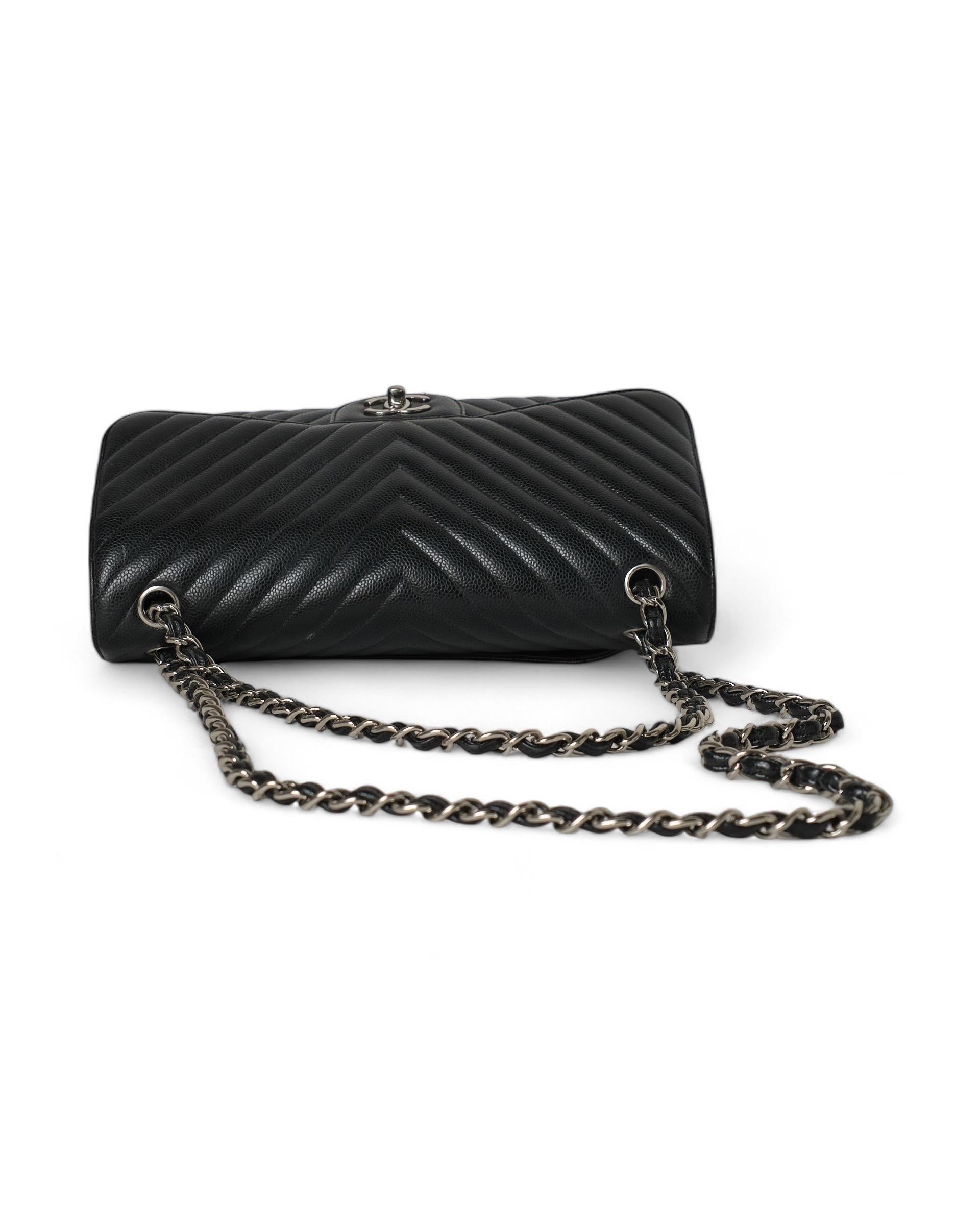 Chanel Chevron Jumbo Caviar Nera For Sale 7