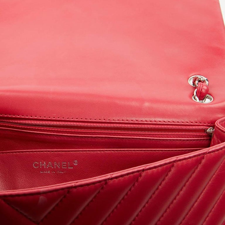CHANEL Chevron Jumbo Leather Pink Fuchsia For Sale 9