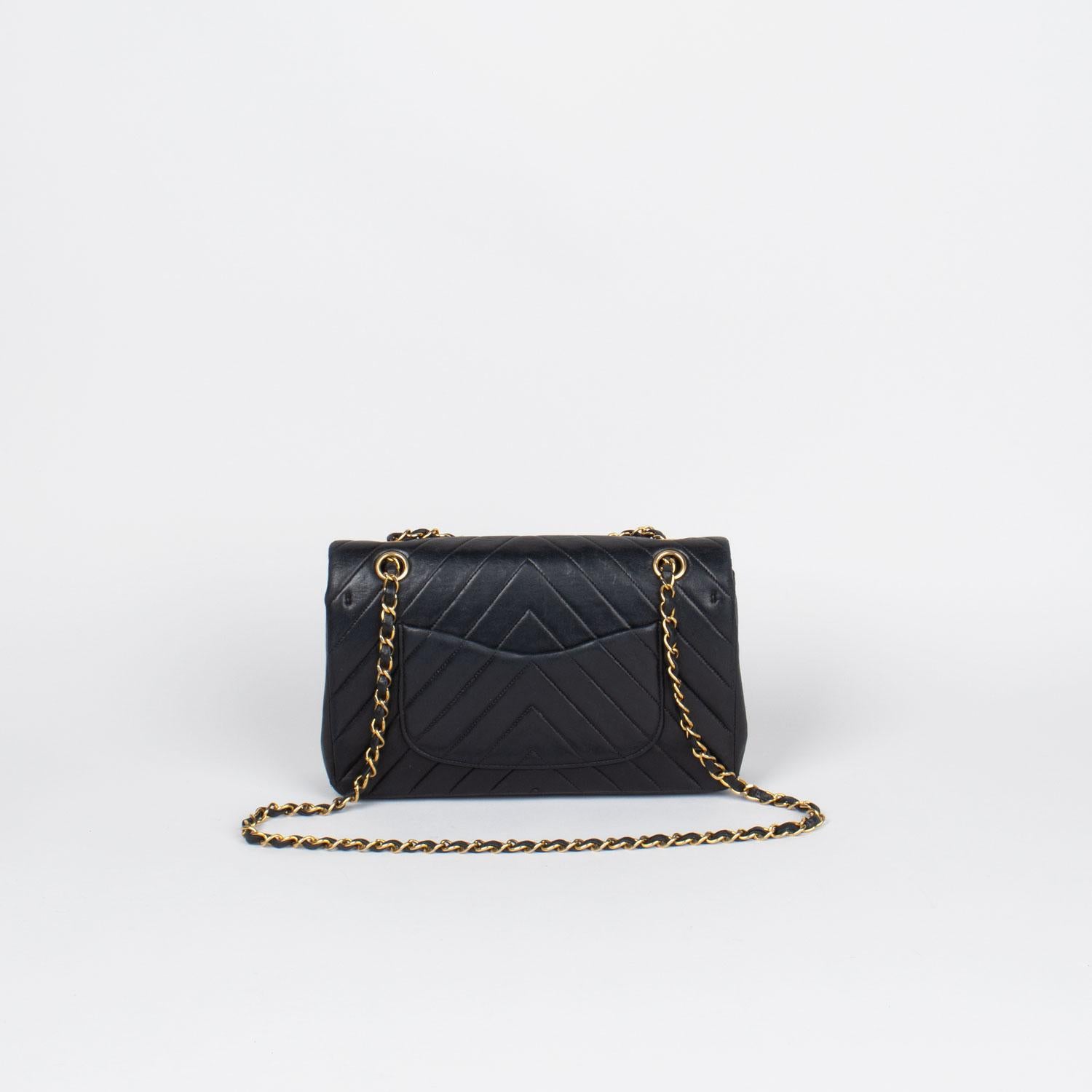 Black Chanel Chevron Medium Double Flap Bag For Sale