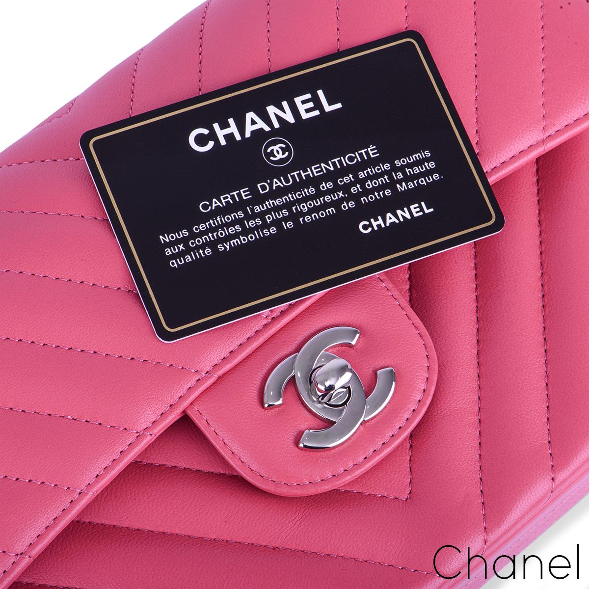 Women's Chanel Chevron Pink Double Flap Handbag