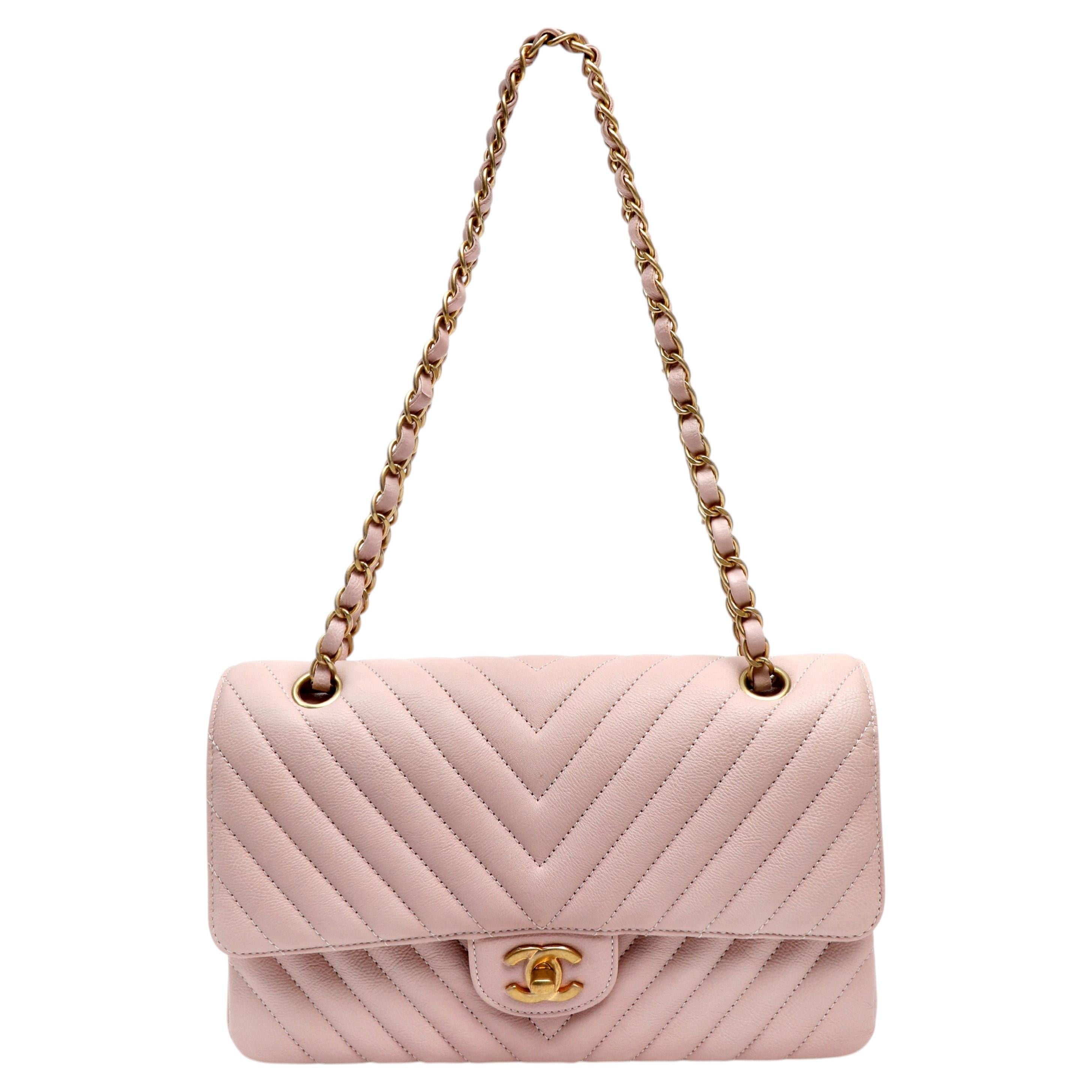 Chanel Chevron Quilted Medium Classic Double Flap Bag with Gold Hardware For Sale