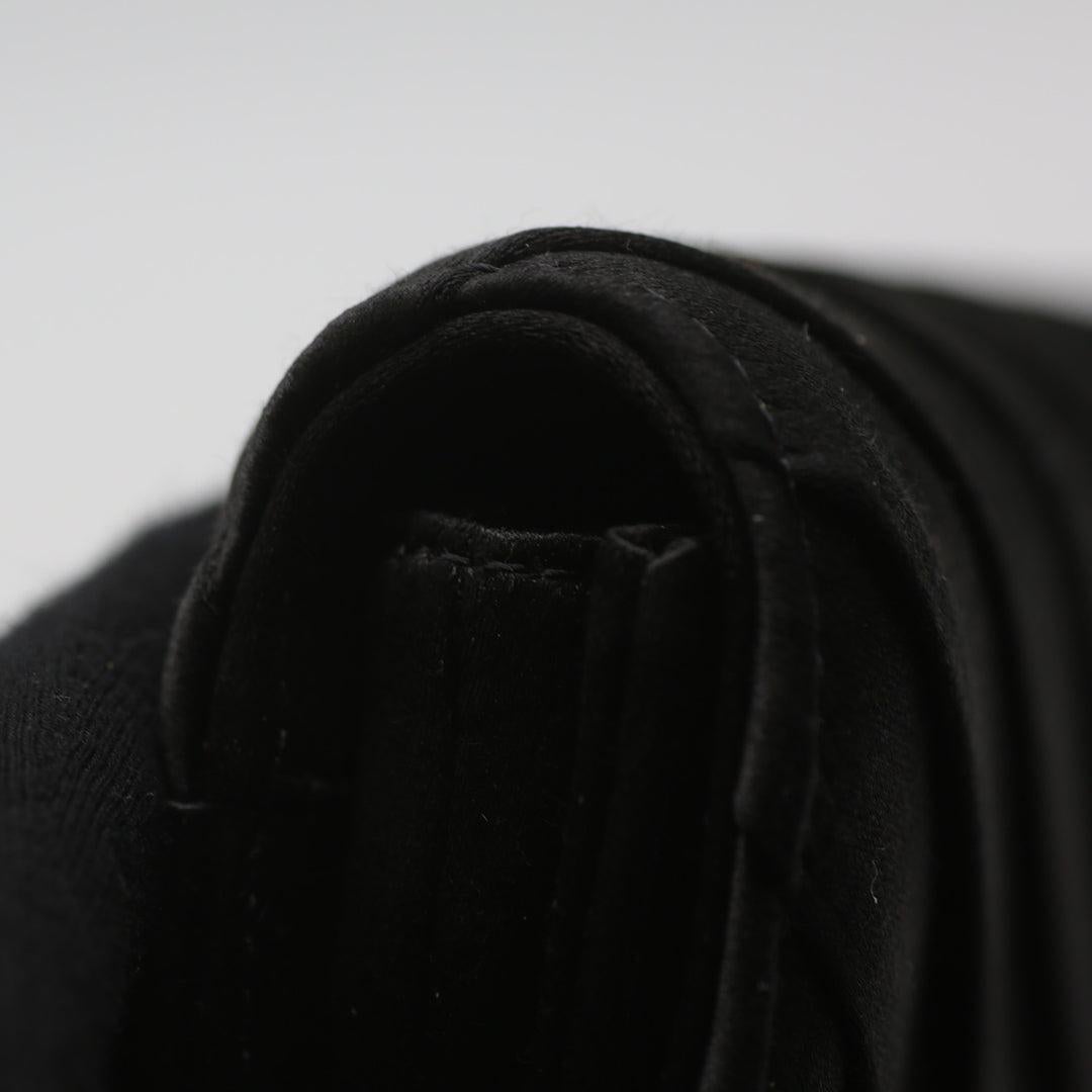 Chanel pochette de soirée à fermoir plié avec logo CC en satin à chevrons en vente 5