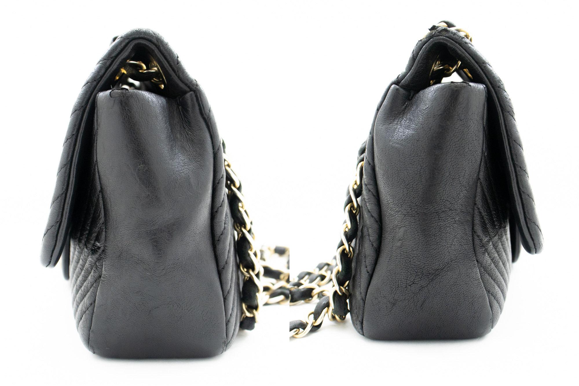Women's Chanel Chevron V-Stitch Leather Chain Shoulder Bag Single Flap Mat For Sale