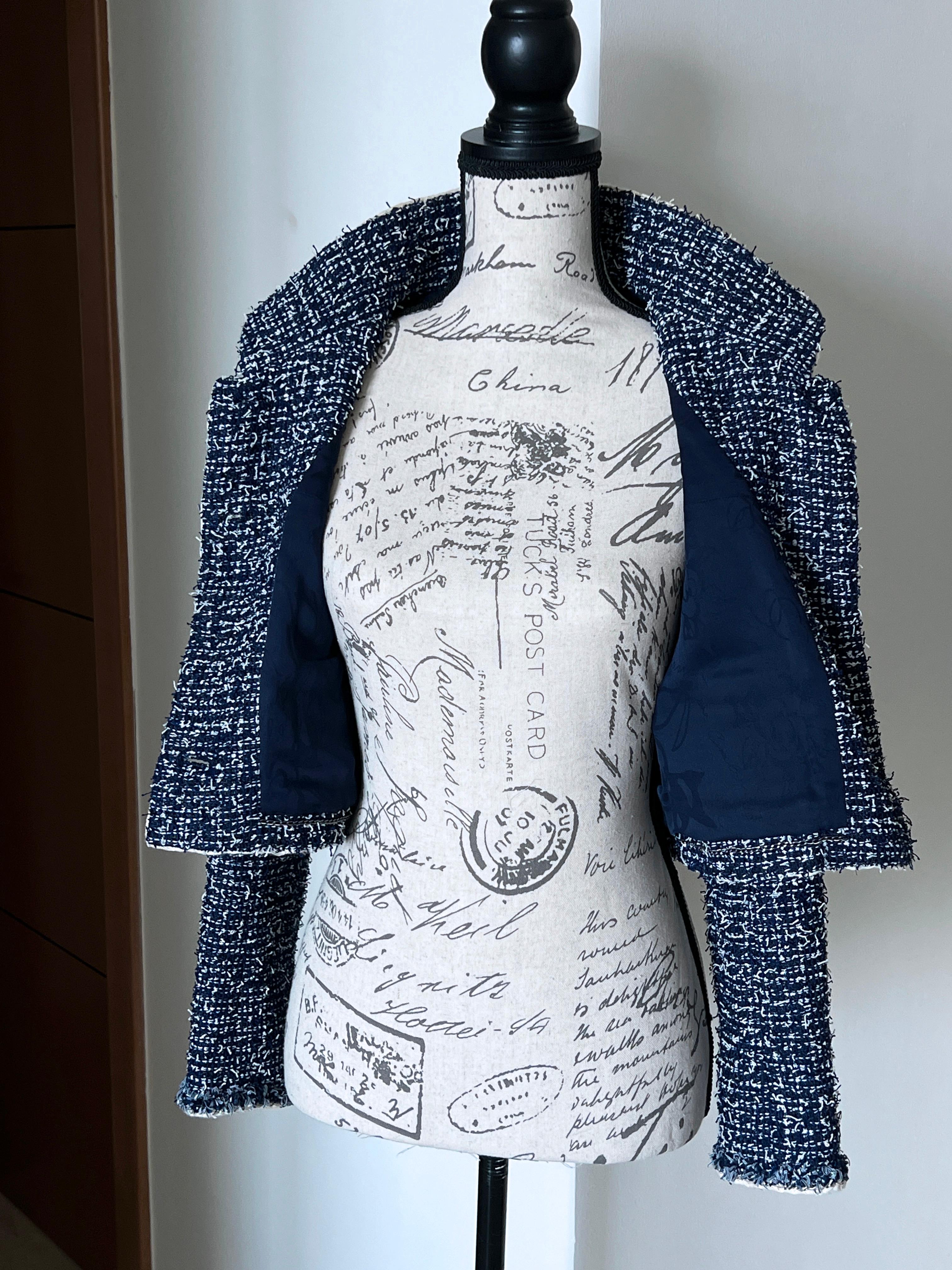 Chanel Chiara Ferragni Style CC Buttons Tweed Jacket 11