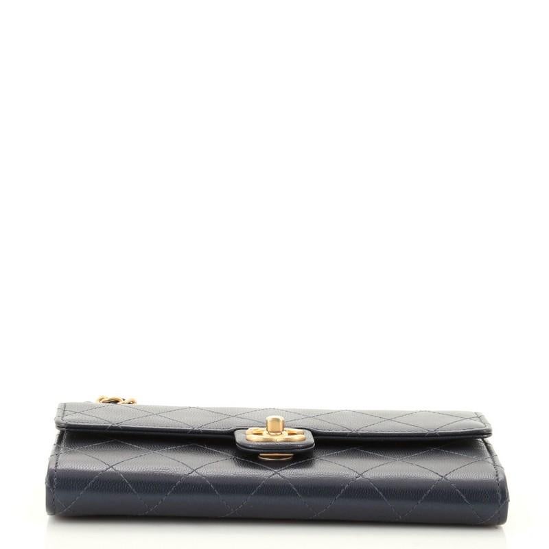 Chanel Chic Pearls Clutch with Chain Quilted Goatskin In Good Condition In NY, NY