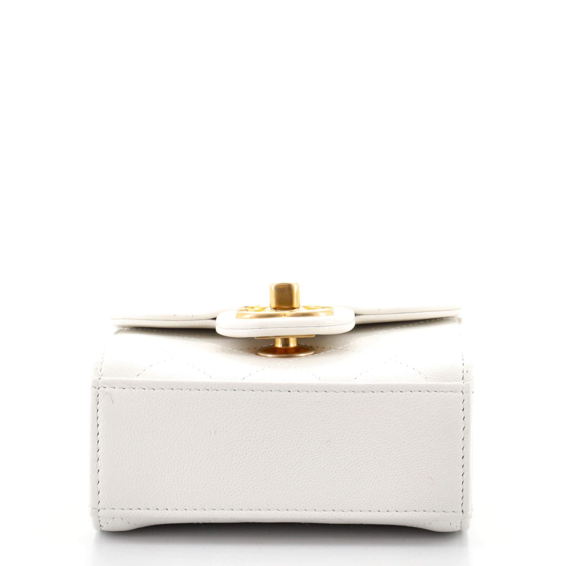 Chanel Chic Pearls Umhängetasche aus gestepptem Ziegenleder Mini für Damen oder Herren