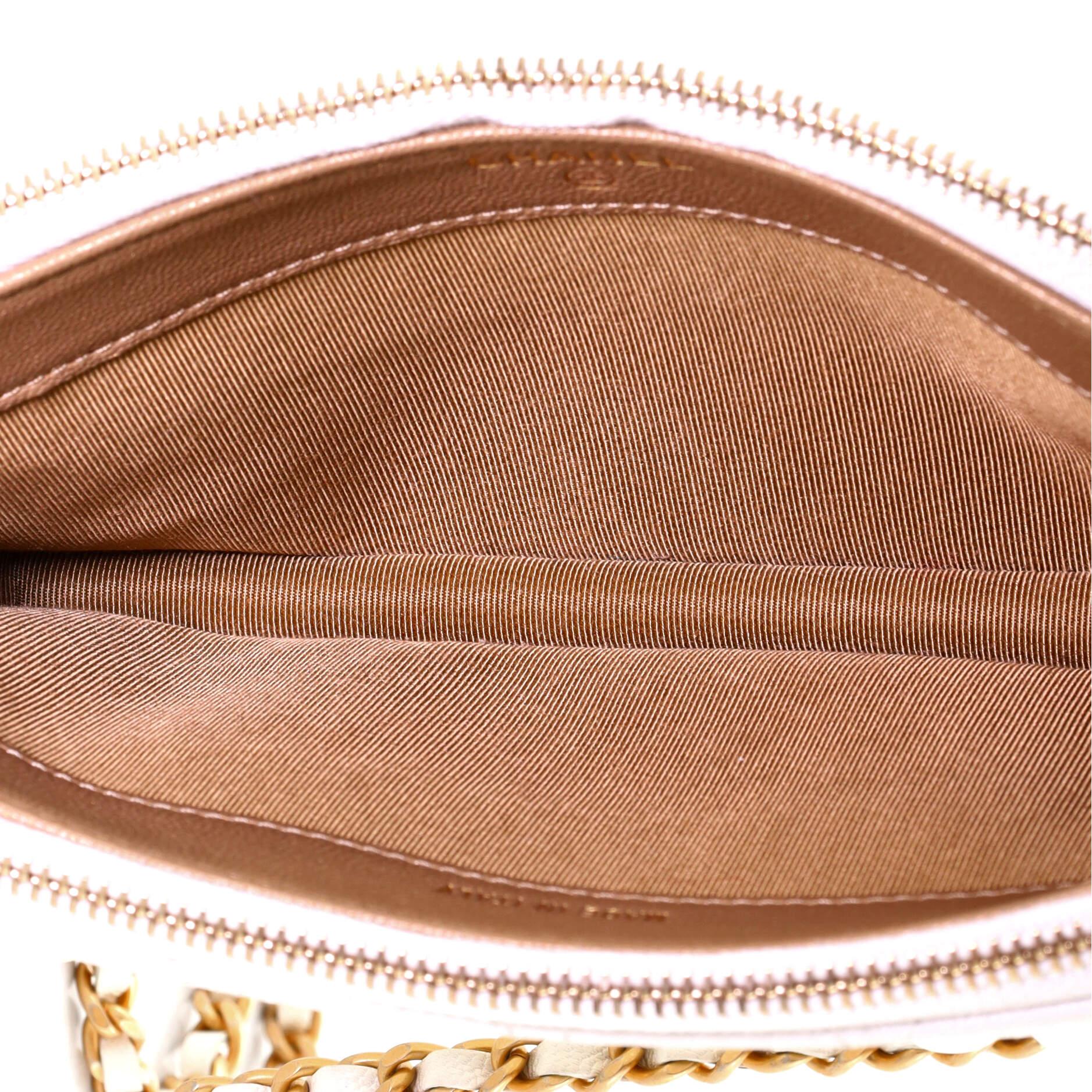 Women's or Men's Chanel Chic Pearls Double Zip Clutch with Chain Quilted Lambskin
