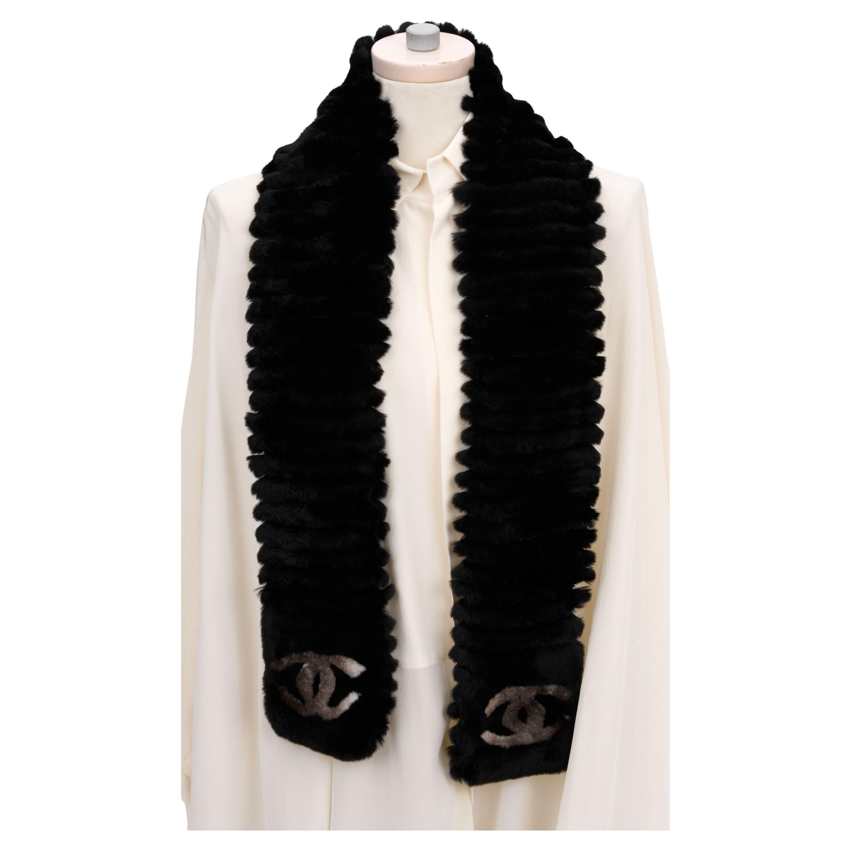 Chanel Chincilla Orylag Fur CC Scarf For Sale