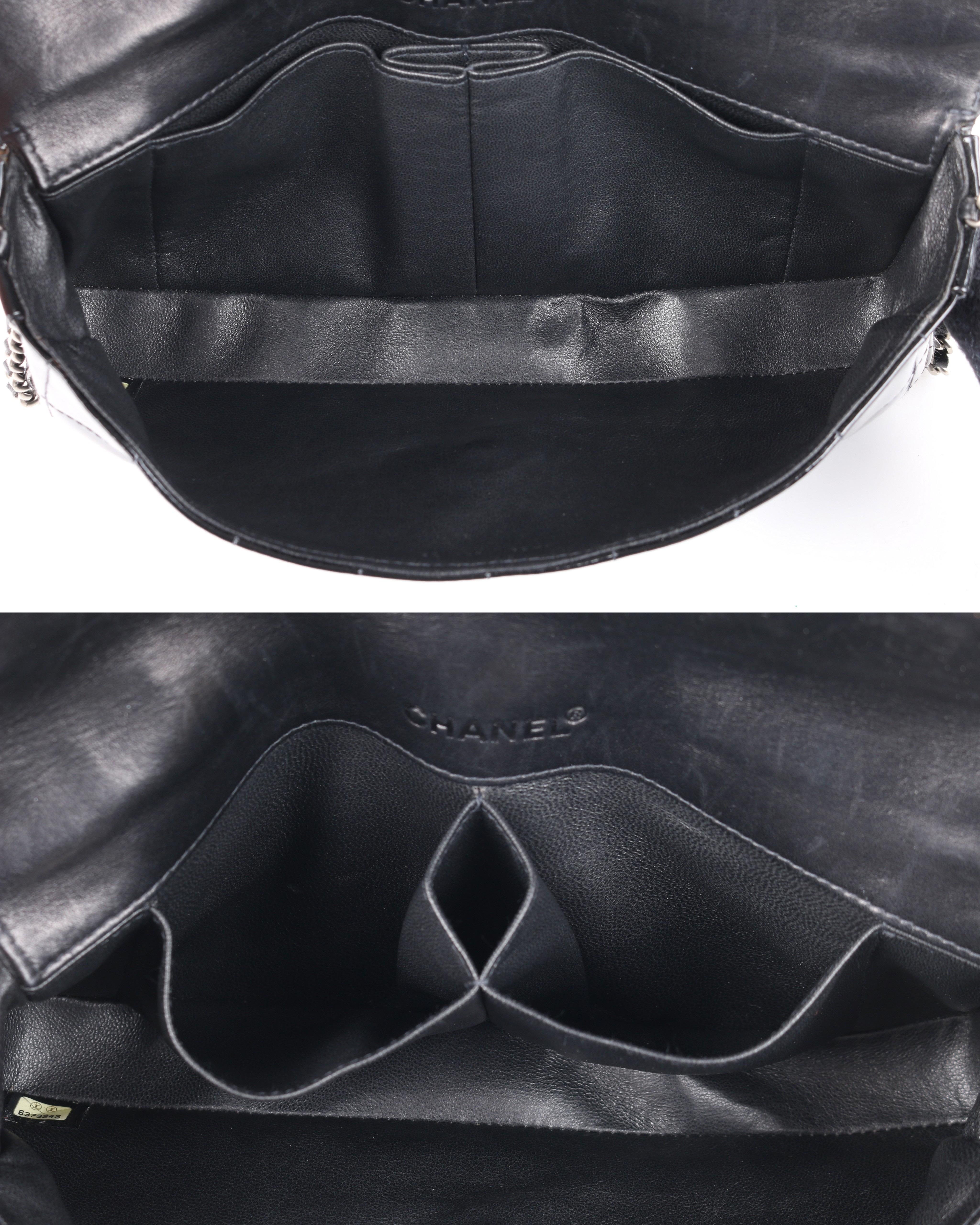 CHANEL 'Chocolate Bar' Black Patent Leather matte silver CC logo Shoulder Bag 2