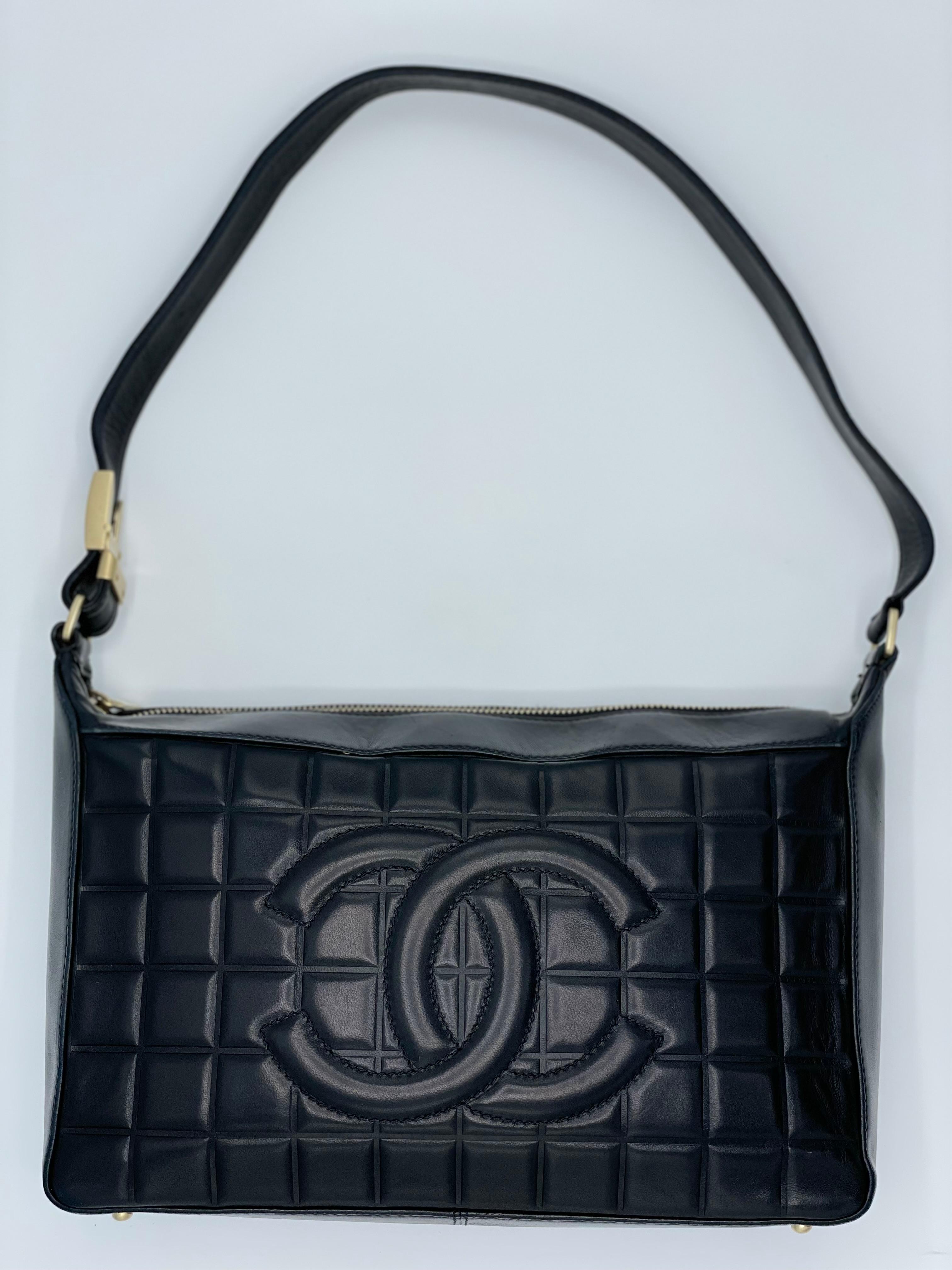 Chanel Chocolate Bar CC Quilted Leather  For Sale 6