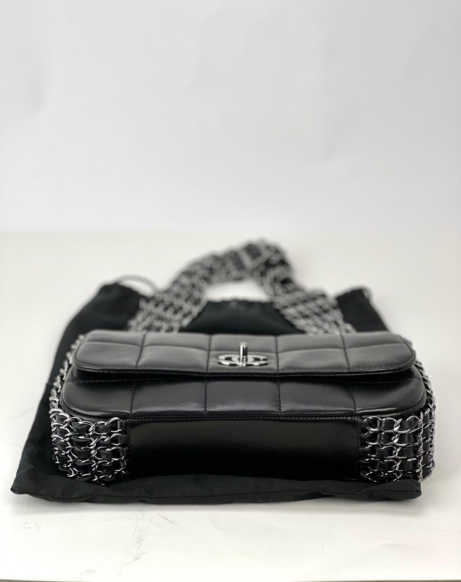 CHANEL Chocolate Bar Quilted Lambskin 5 Chain Flap Black Bag In Excellent Condition In Freehold, NJ
