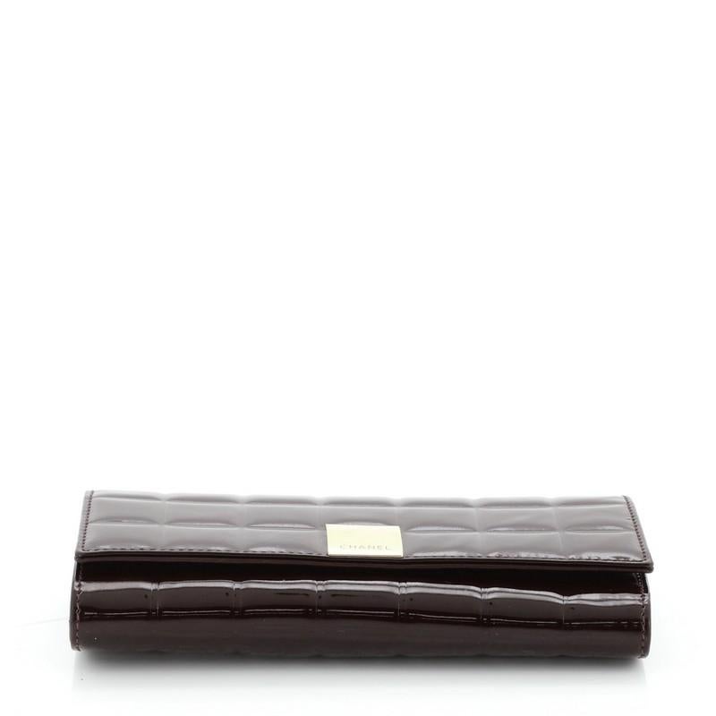 Chanel Chocolate Bar Wallet Quilted Patent Long In Good Condition In NY, NY