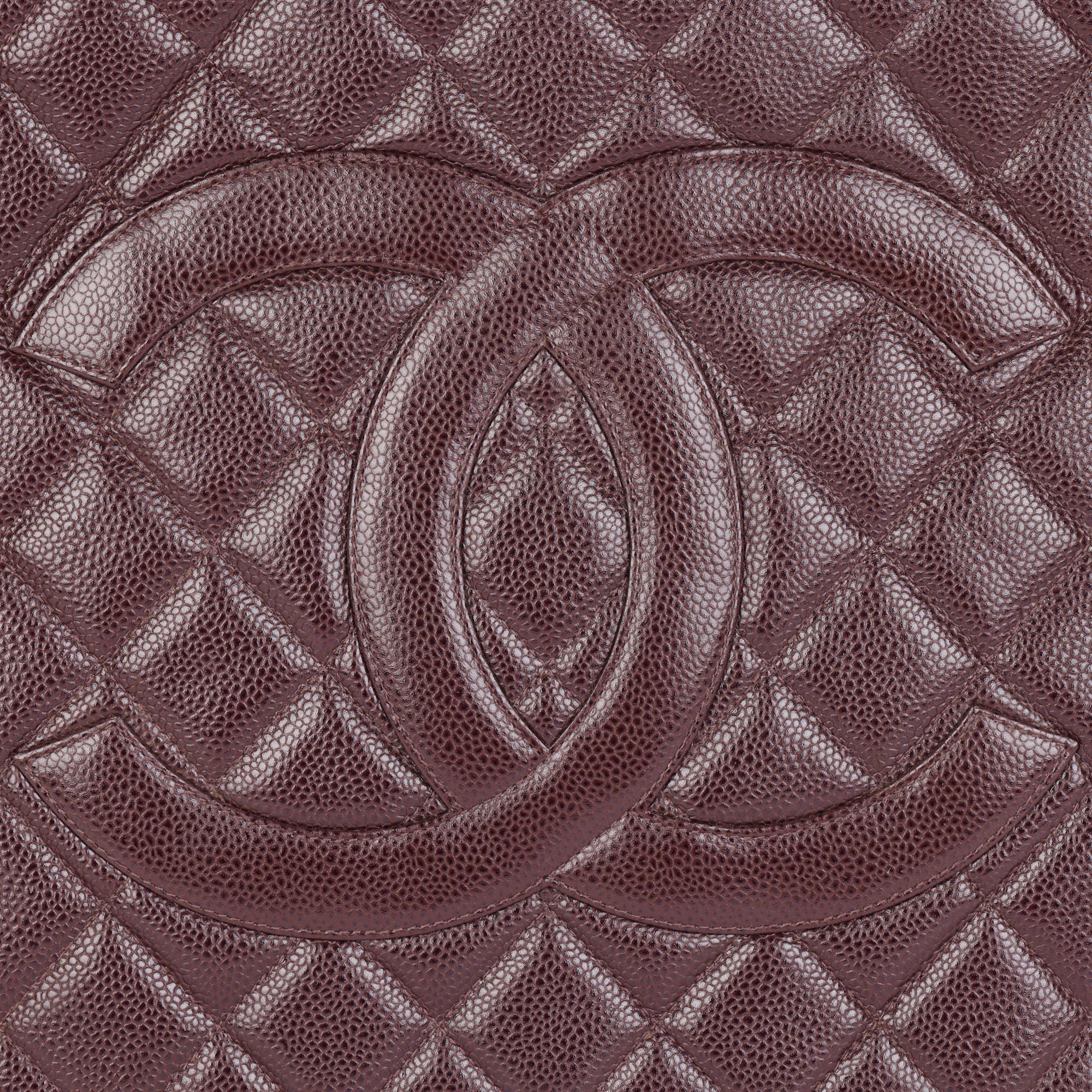 CHANEL Chocolate Brown Quilted Caviar Leather Vintage Medallion Tote 3