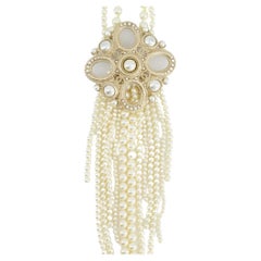 Chanel Choker Lange Perlenkette mit antikem Goldanhänger