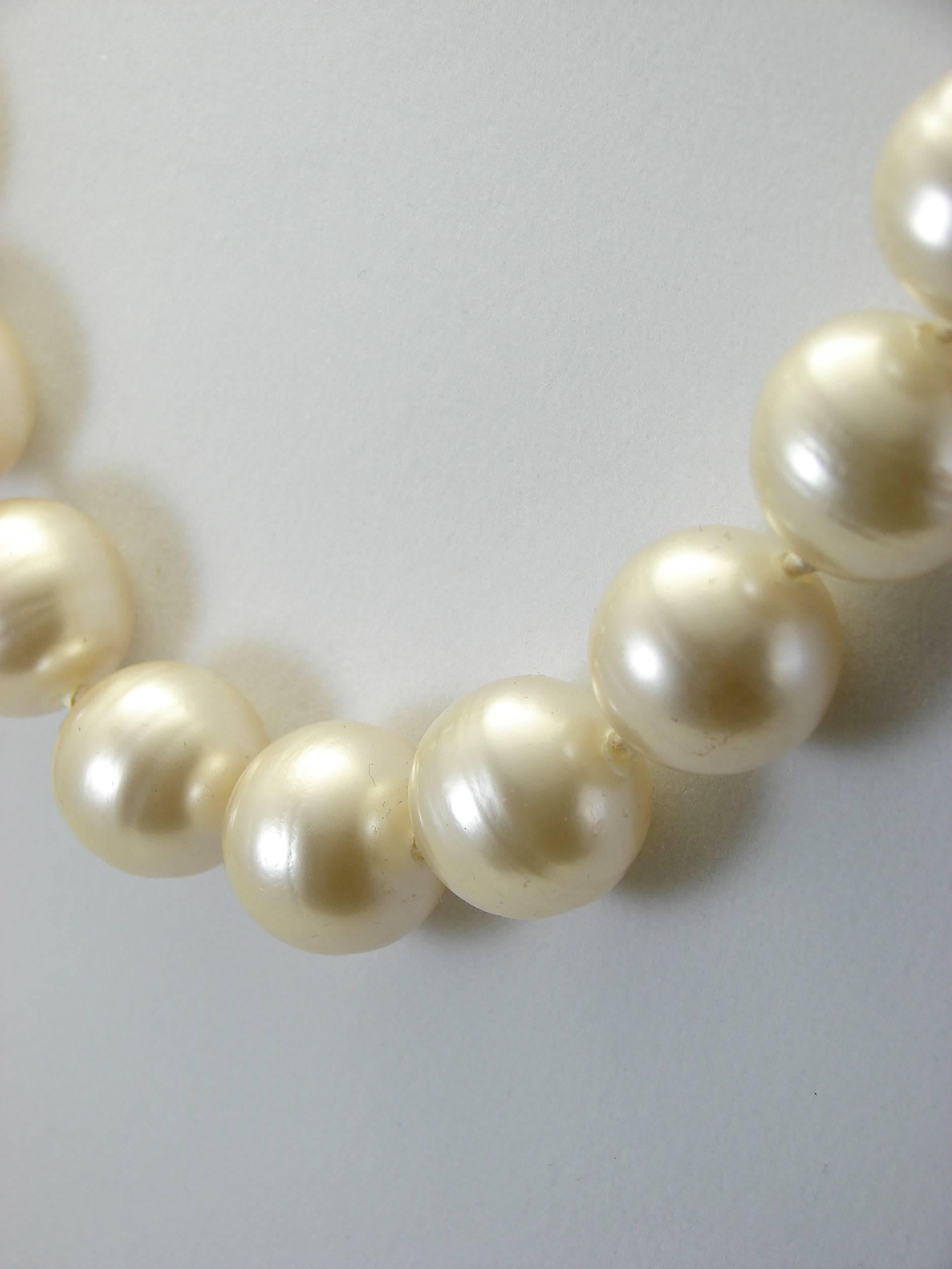 Baroque Revival Chanel Choker Necklace Baroque Pearls Poured Glass 90s Season 2 9