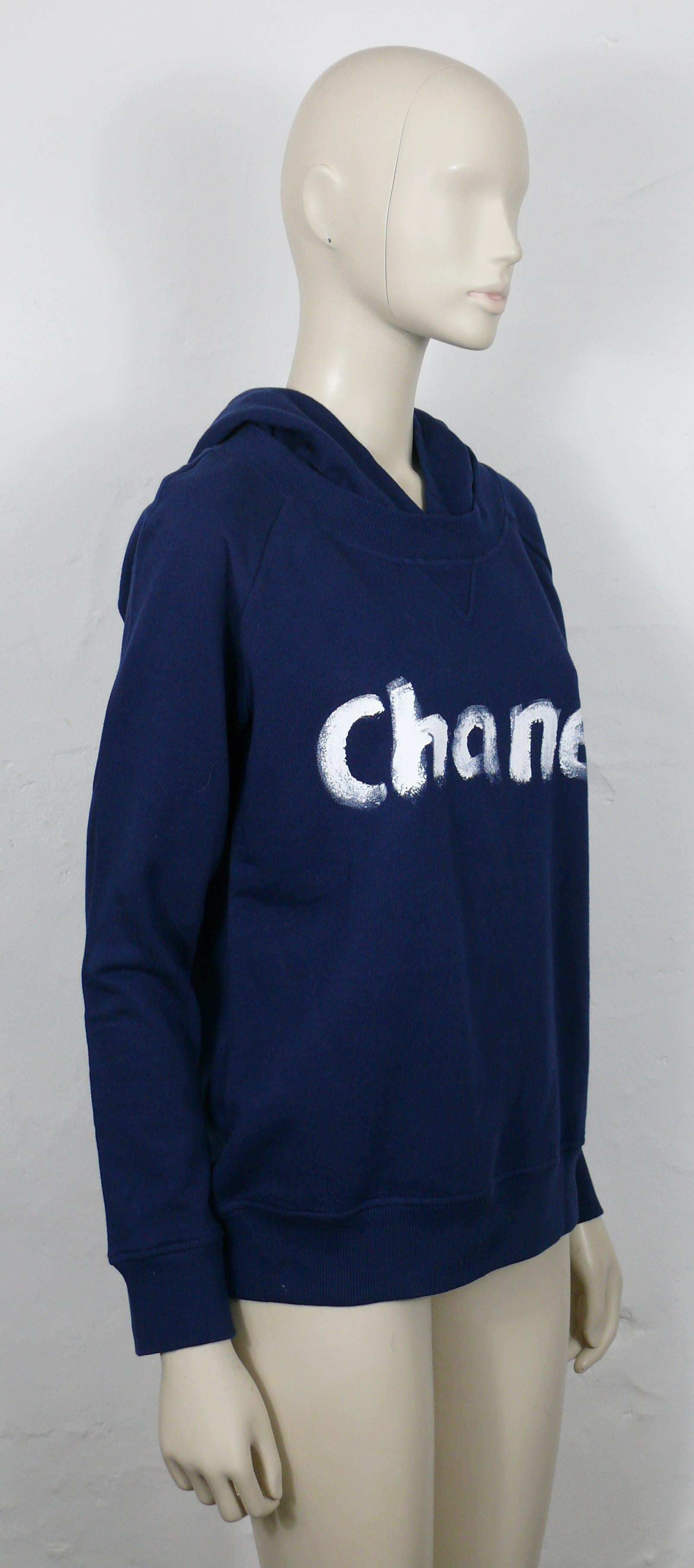 CHANEL Christmas 2013 VIPs Limited Edition Hooded Cotton Sweatshirt Size M For Sale 2
