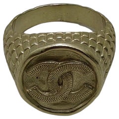 Chanel Chunky CC Logo Matt Silver Ring - A22 Collection