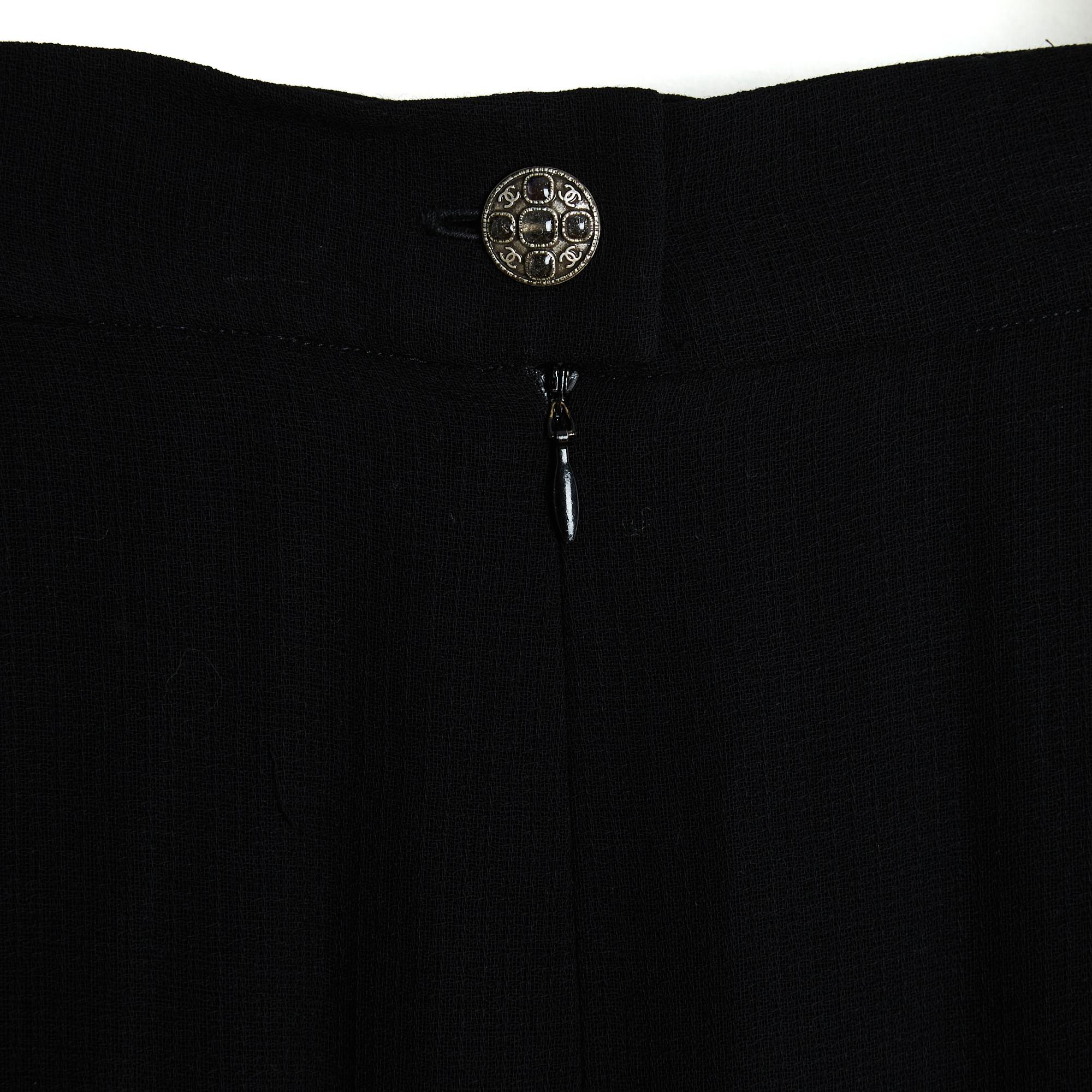 Women's Chanel circa 1992 Jupe longue FR38 Maxi Black Wool Gipsy Skirt UK10 US6 For Sale