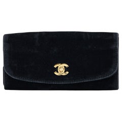 Chanel circa 2000 Trousse bijou voyage CC Black Velvet Jewelry Travel Pouch Case