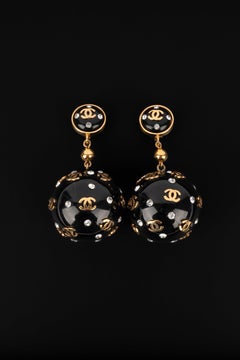 Chanel Circular Earrings with Black Bakelite, 1989