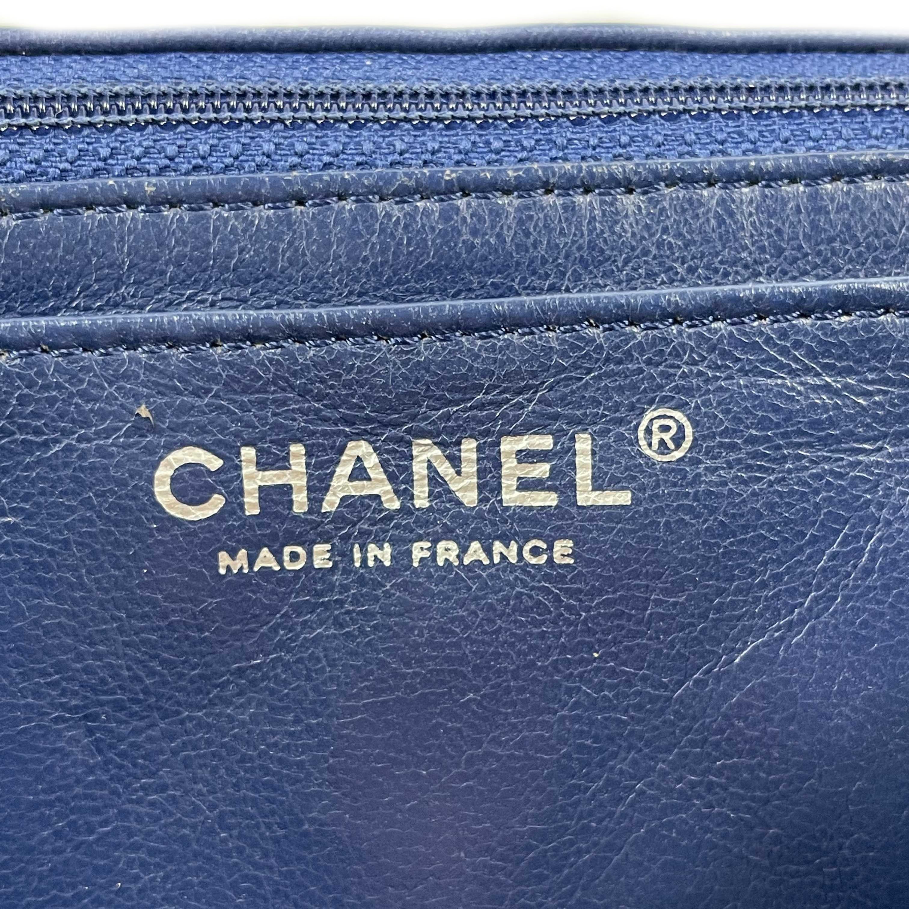 CHANEL Classic 08 Single Flap Bag Blue Quilted Lambskin Maxi Shoulder Bag For Sale 5
