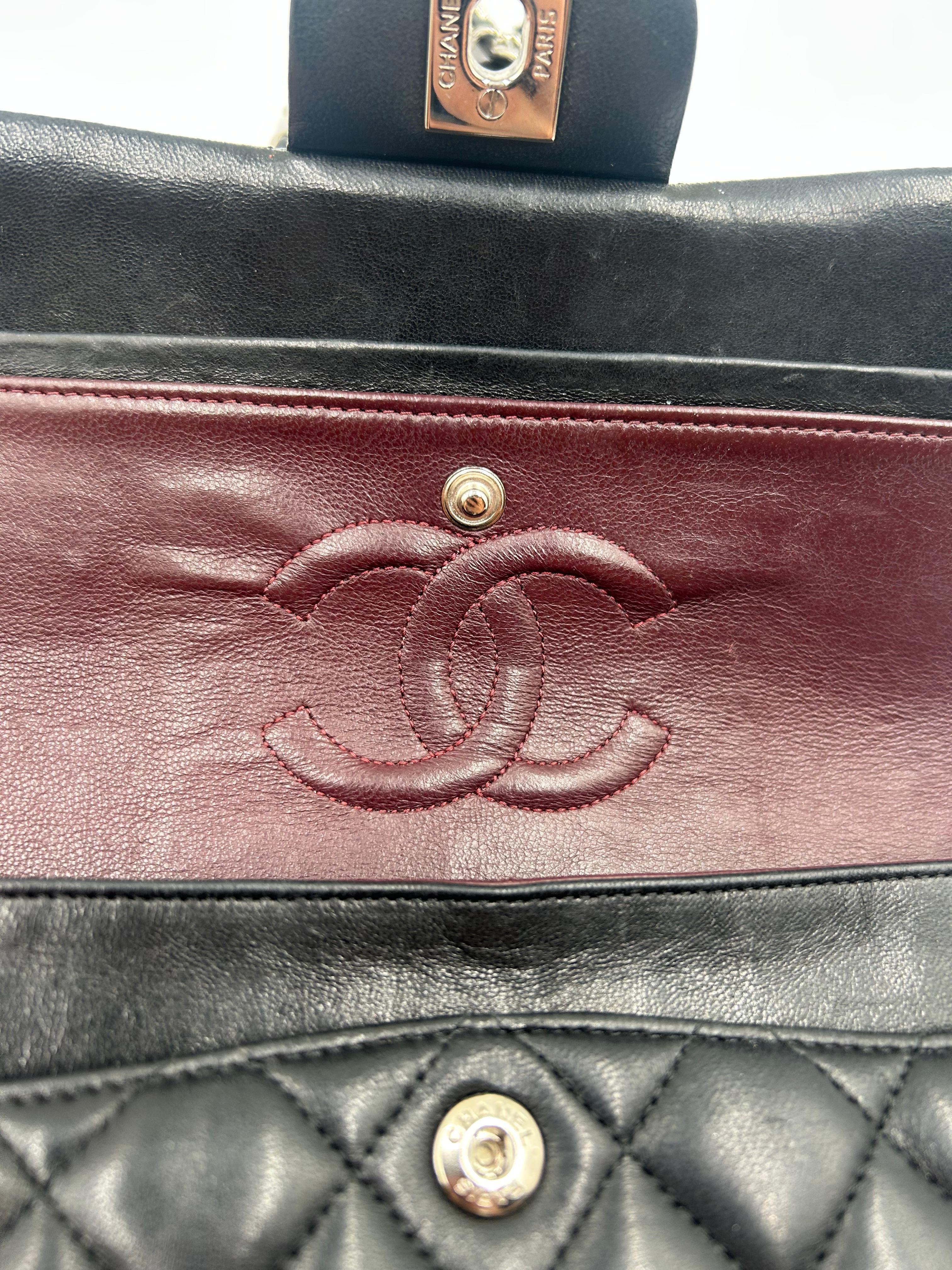 Chanel Classic 11.13 Sac en cuir noir 2011 en vente 3