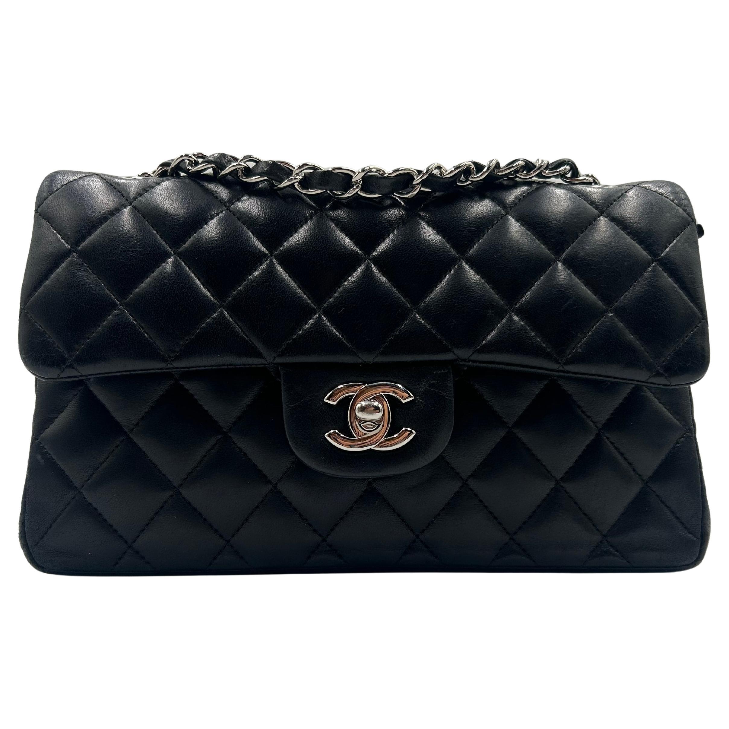 Chanel Classic 11.13 Sac en cuir noir 2011 en vente