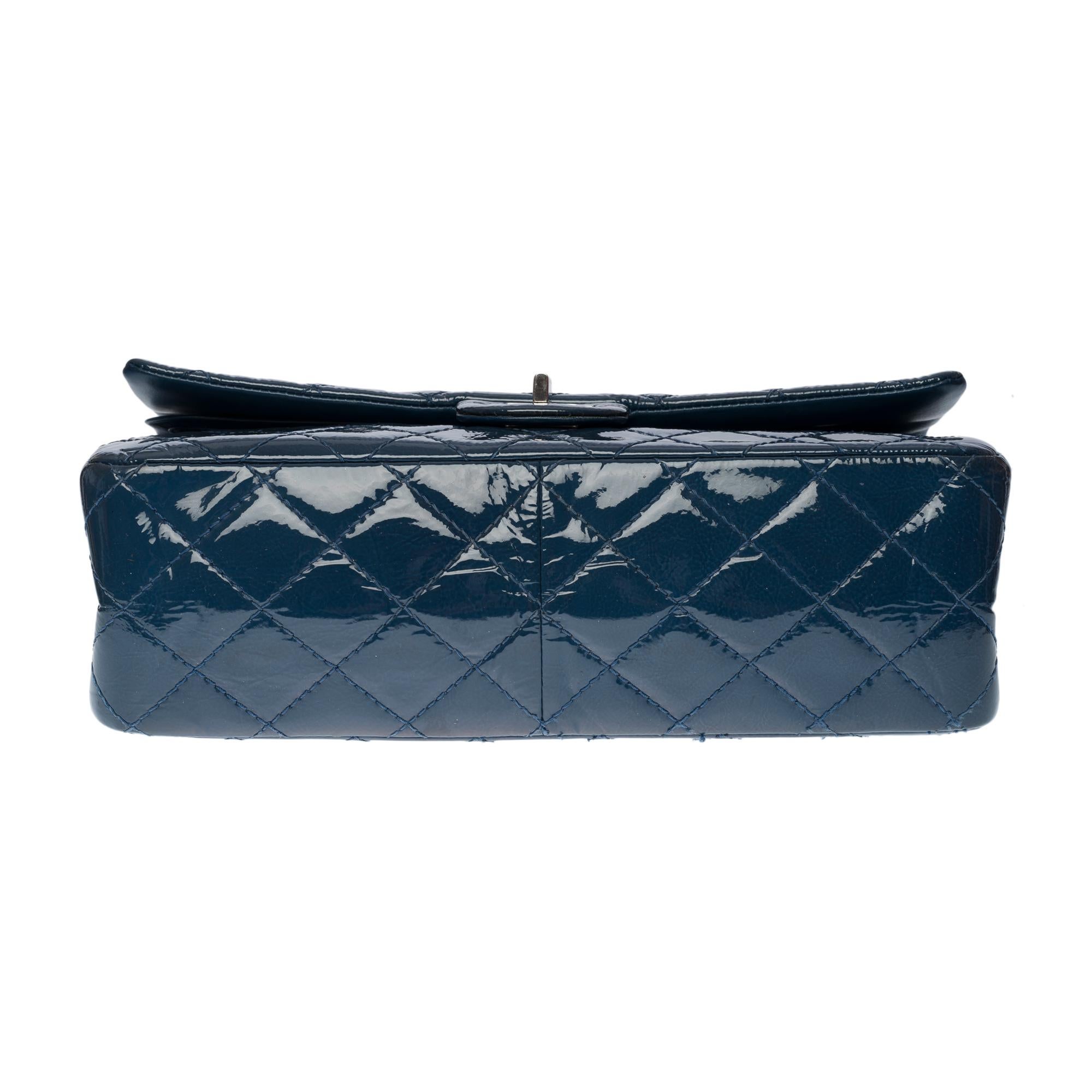 Chanel Classic 2.55 double flap shoulder bag in blue quilted patent leather, SHW 1