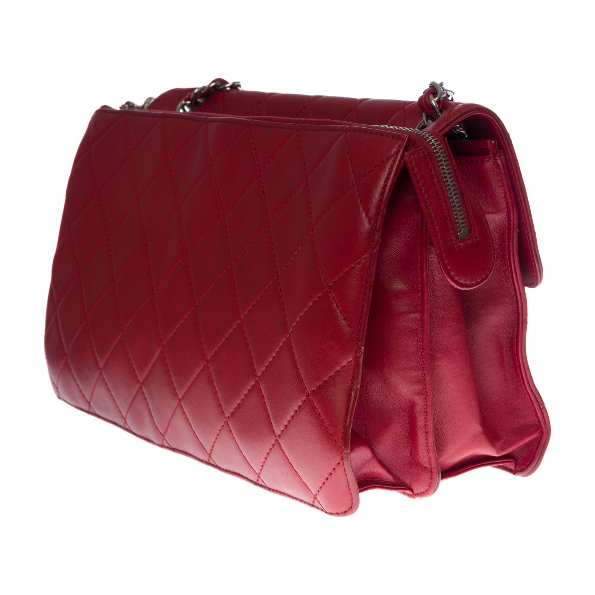 Chanel Classic 2.55 Maxi-Schultertasche aus rotem gestepptem Leder, SHW Damen im Angebot