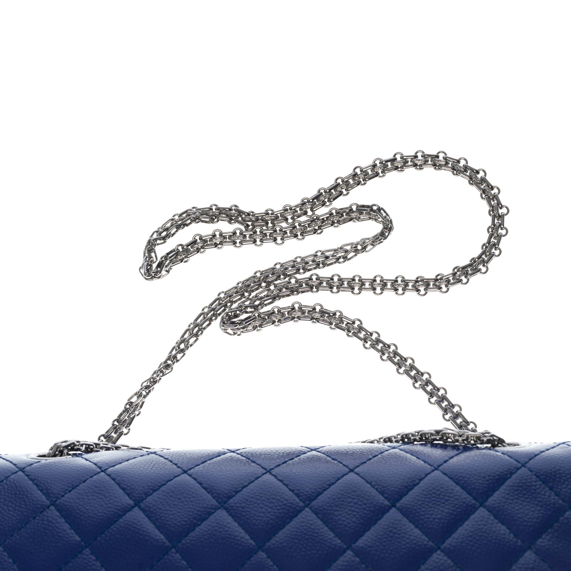 Women's Chanel Classic 2.55 shoulder bag in electric blue quilted patent leather, SHW