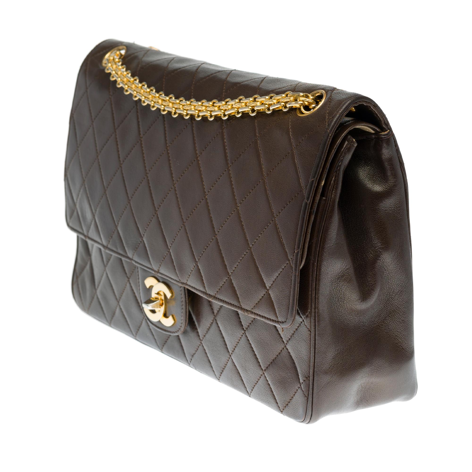 Black Chanel Classic 27cm shoulder bag in brown quilted lambskin and gold hardware