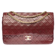 Chanel Classic 27cm shoulder bag in burgundy quilted lambskin and gold hardware