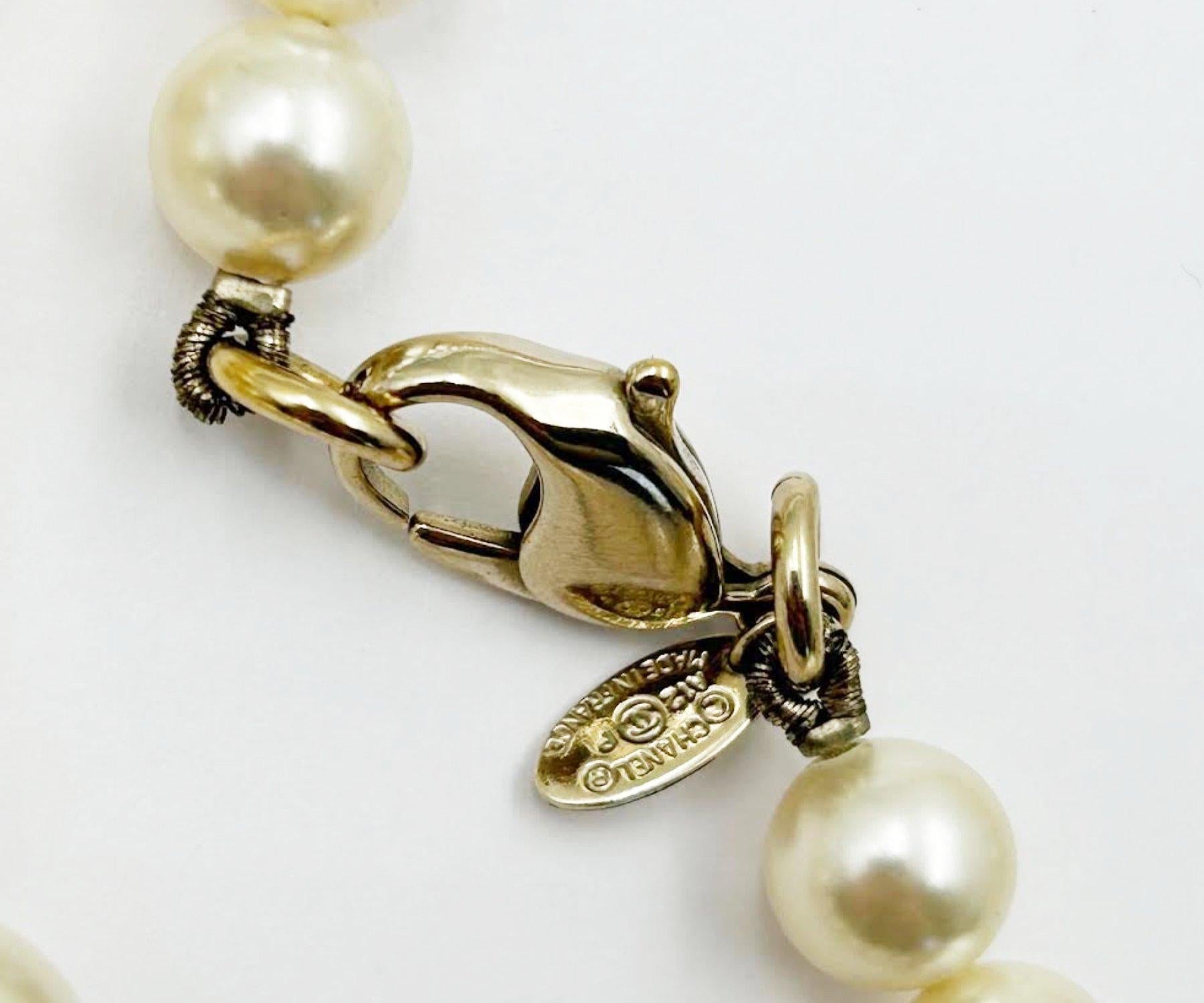 Donna Chanel Classic 3 Oro CC Collana lunga di cristalli e perle in vendita