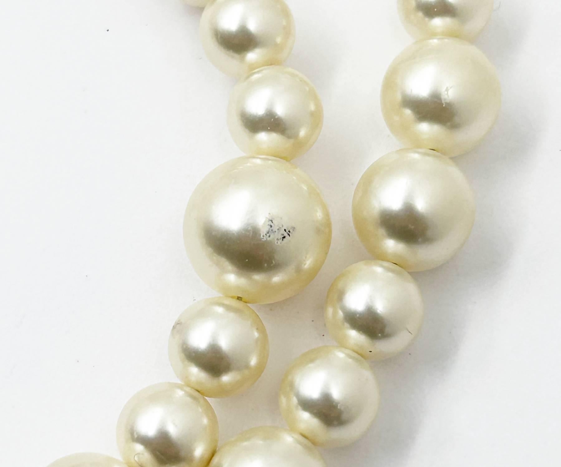 Donna Chanel Classic 3 Oro CC Collana lunga di cristalli e perle in vendita