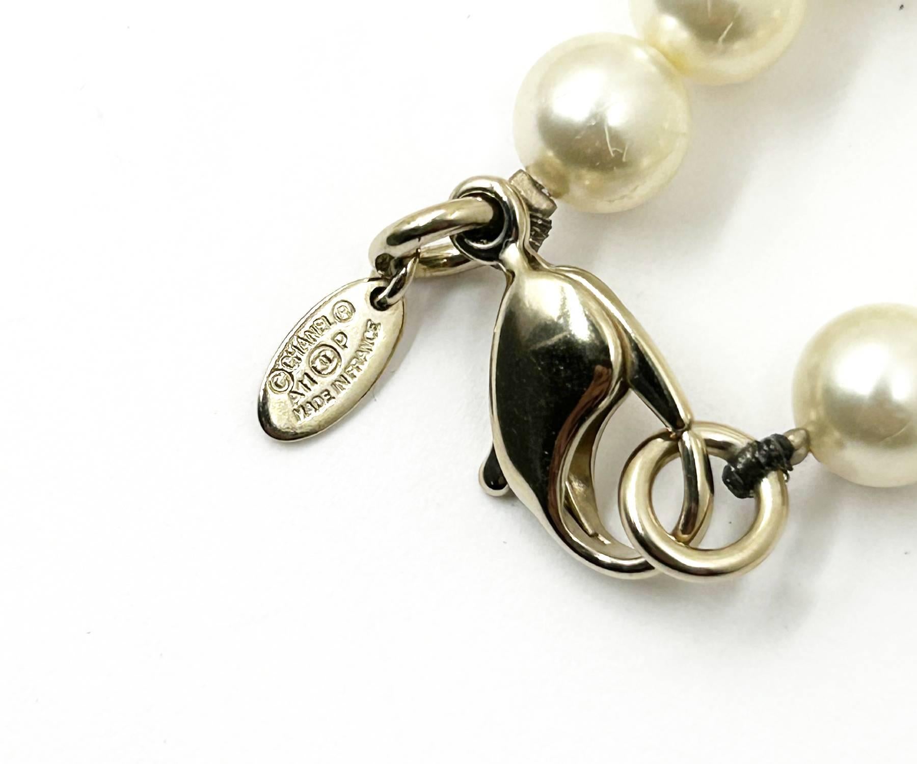 Chanel Classic 3 Oro CC Collana lunga di cristalli e perle in vendita 1