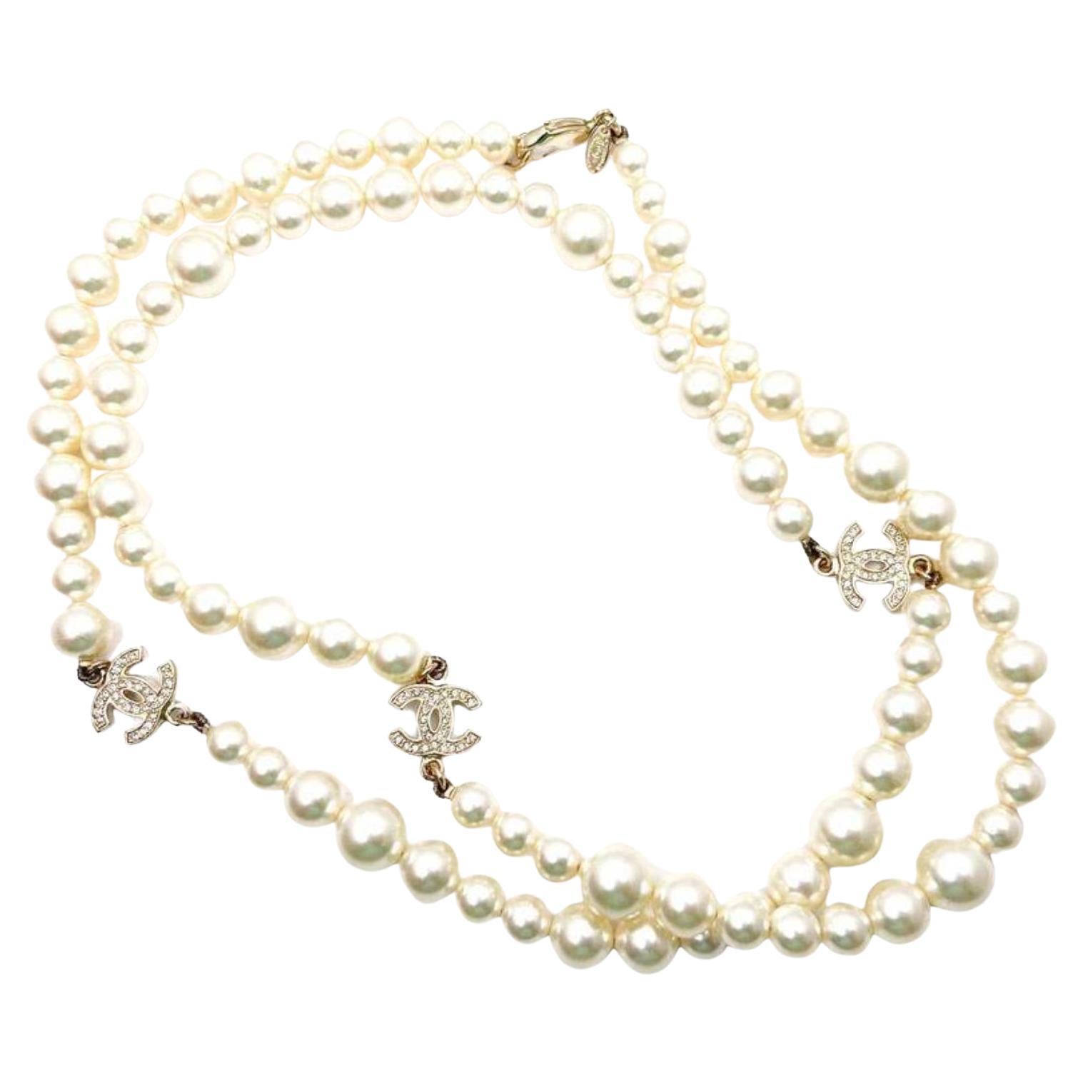 chanel bow pearl necklace