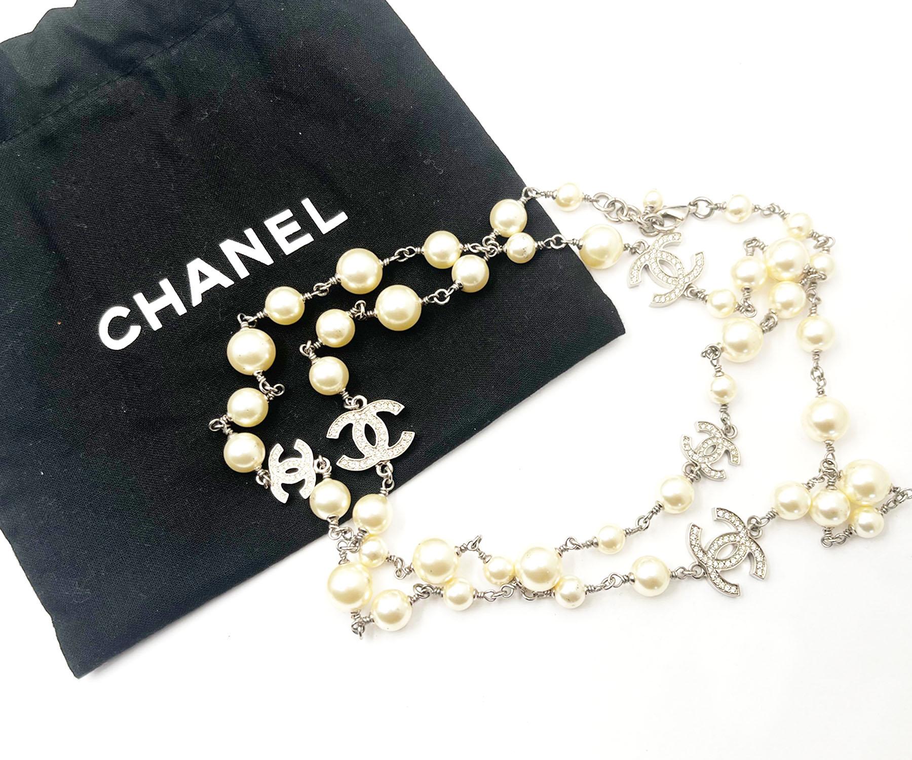 Chanel Classic 5 Silver CC Crystal Faux Pearl Long Necklace In Excellent Condition For Sale In Pasadena, CA