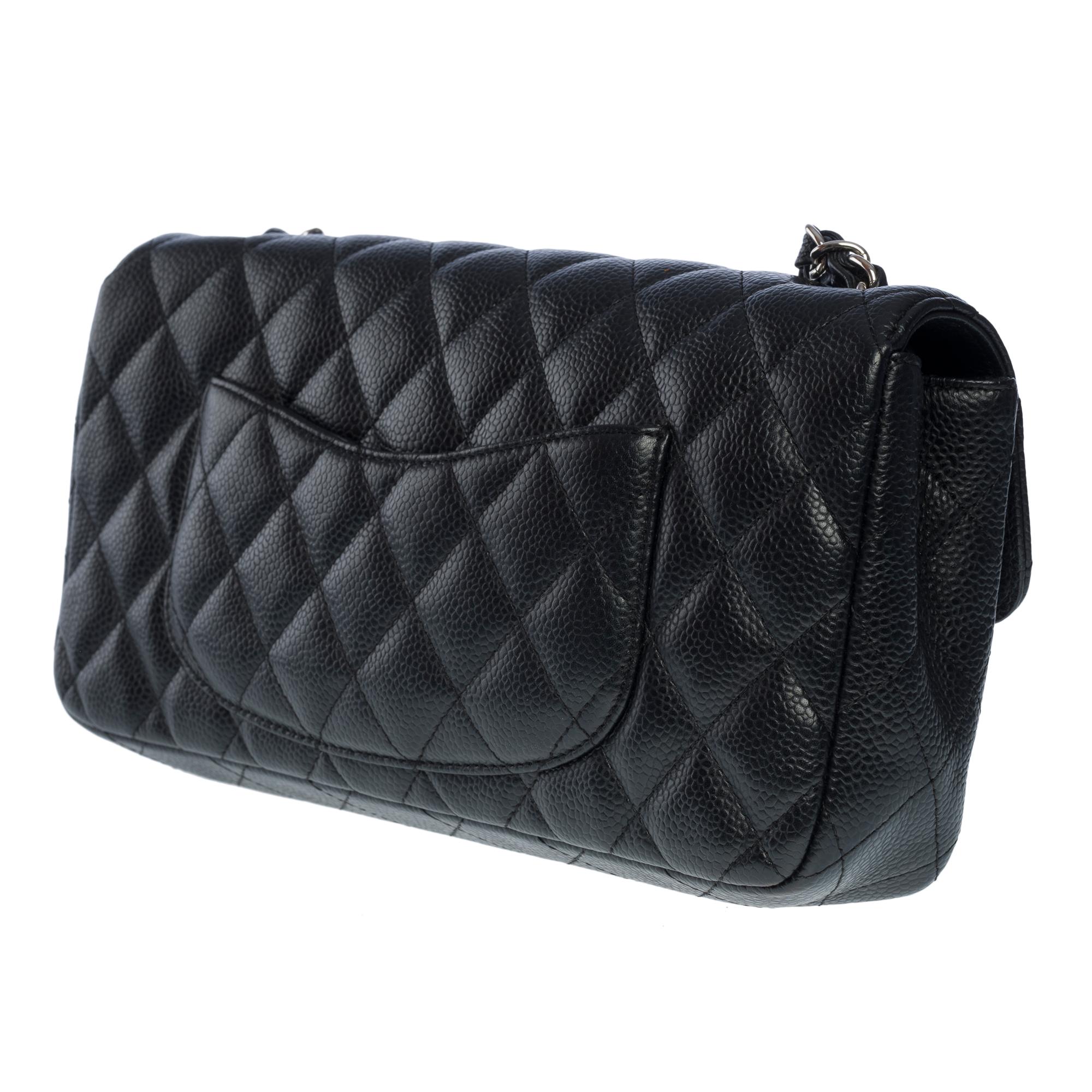 Chanel Classic Baguette shoulder bag in black caviar quilted leather , SHW 1