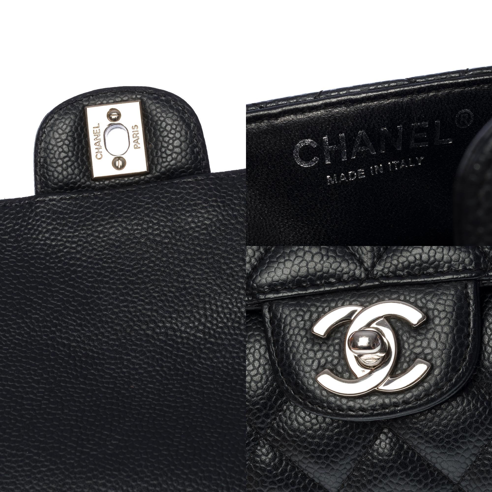 Chanel Classic Baguette shoulder bag in black caviar quilted leather , SHW 2