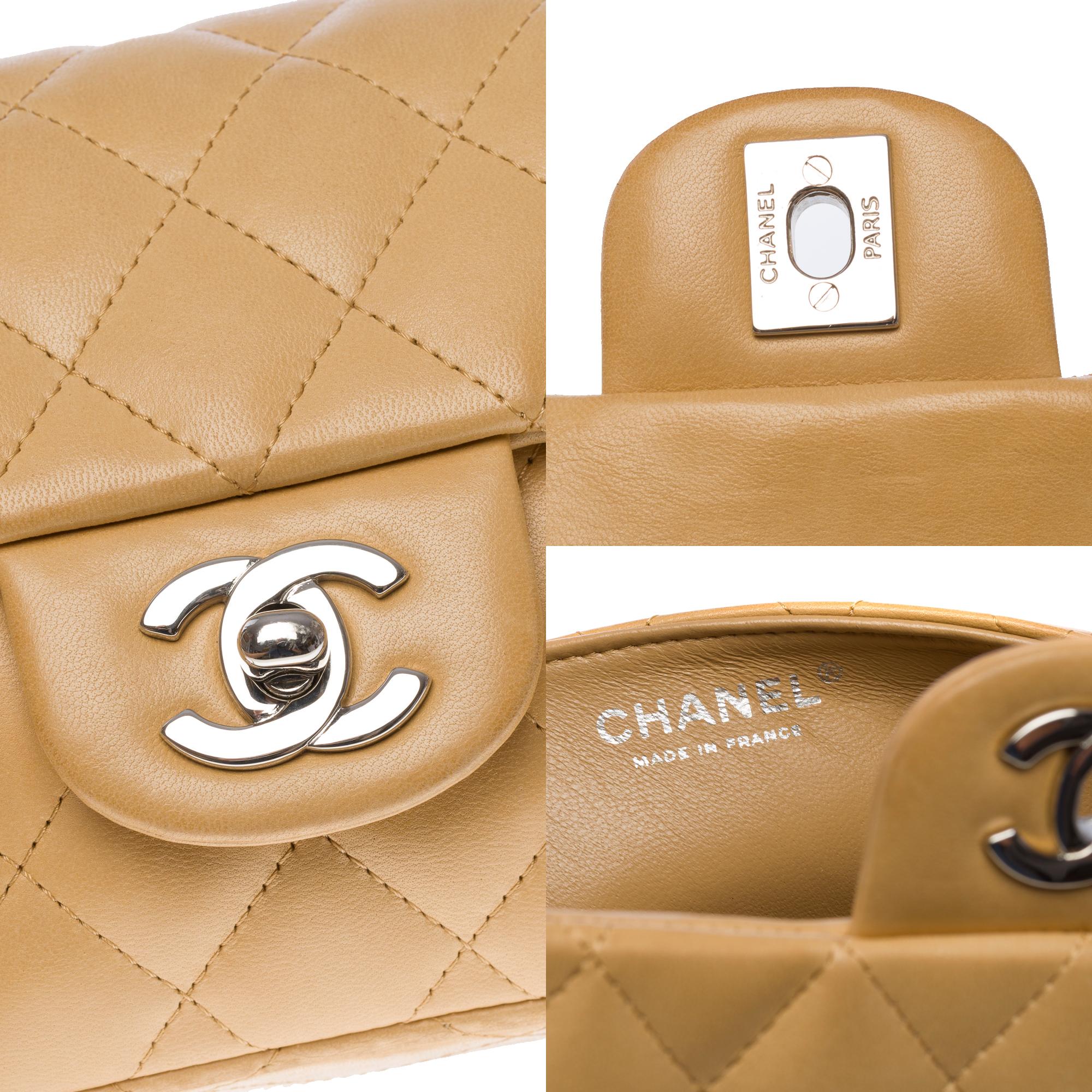 Chanel Classic Baguette shoulder flap bag in beige quilted lambskin leather, SHW 2