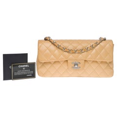 Chanel Classic Baguette shoulder flap bag in beige quilted lambskin leather, SHW