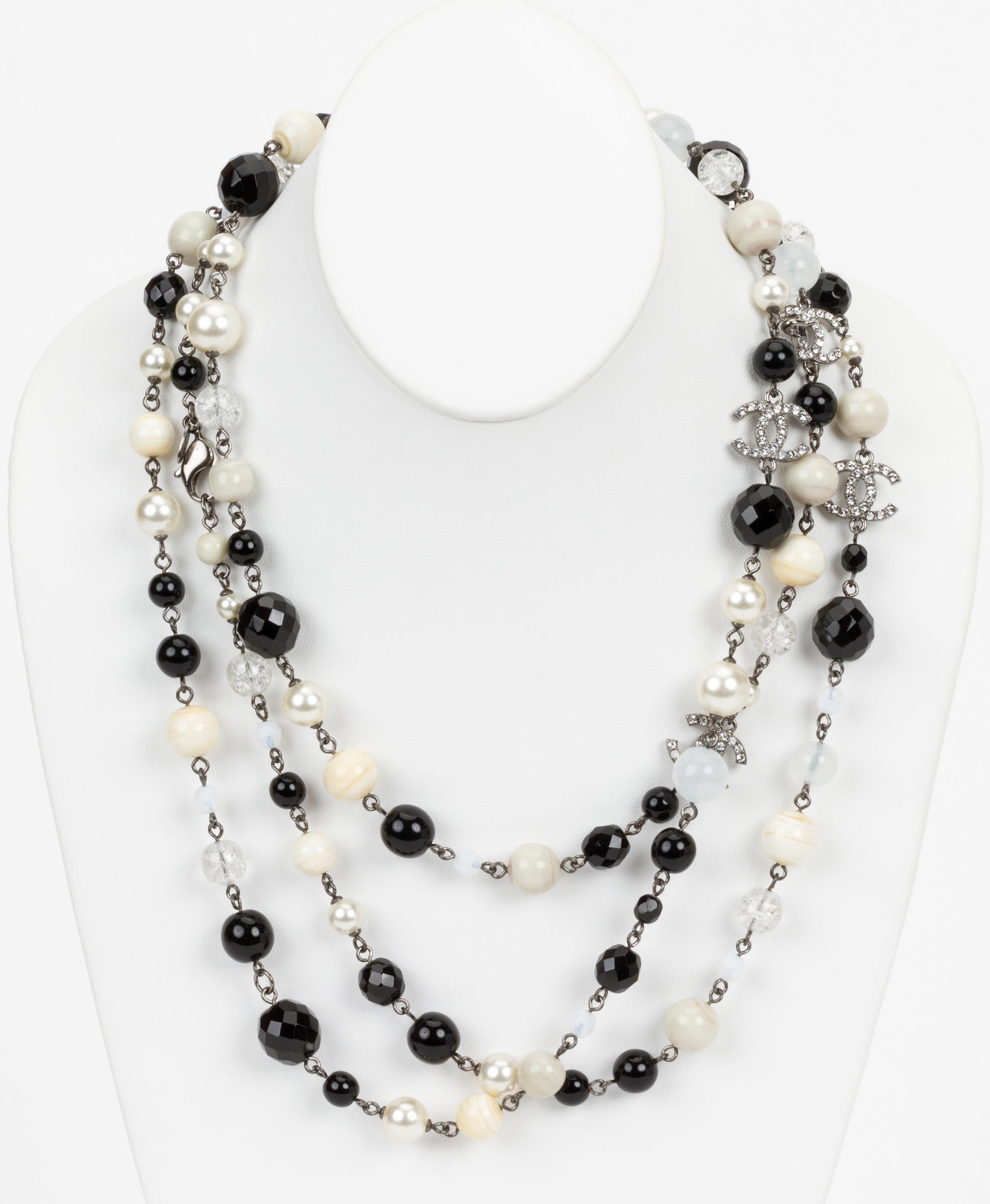 Women's Chanel Classic Black & White Beaded Strand Necklace