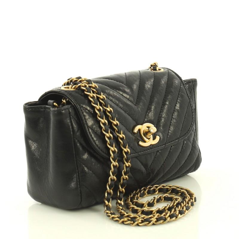 chanel hampton bag