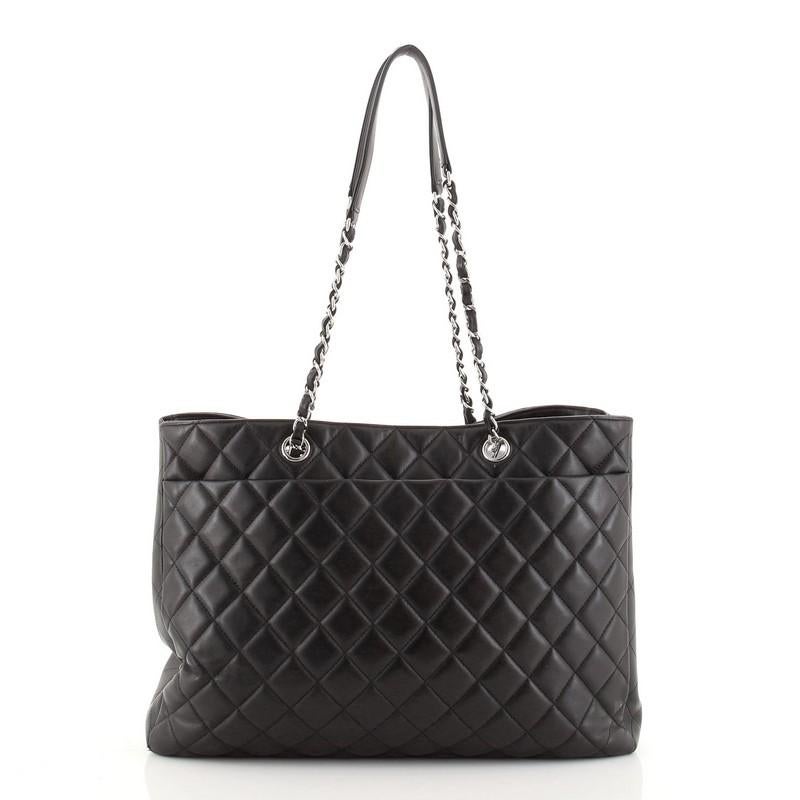 Chanel Classic CC Shopping Tote Quilted Caviar Large In Fair Condition In NY, NY