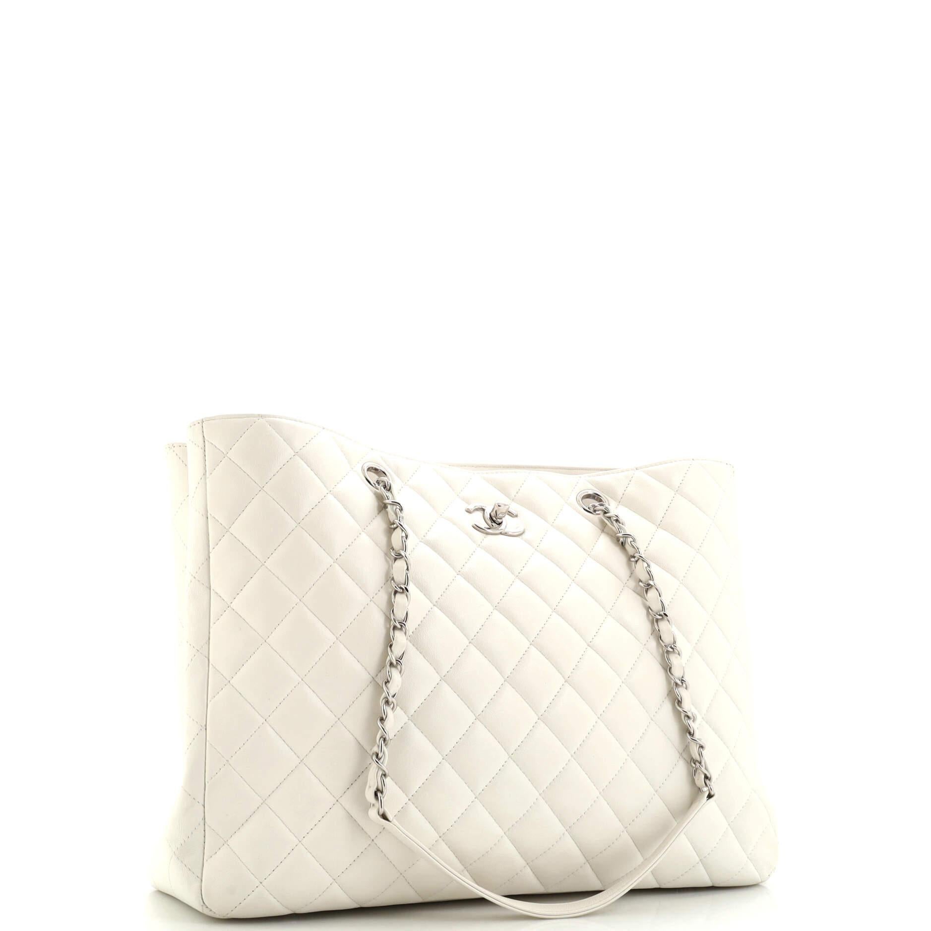 Chanel Classic CC Shopping Tote Quilted Lambskin Large In Good Condition In NY, NY
