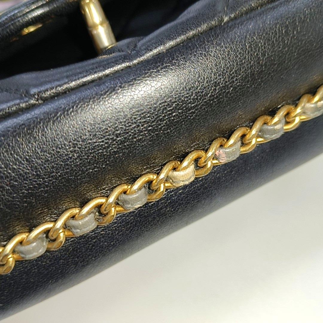 Chanel Classic Chevron Quilted Chain Around Mini Rectangular Flap Black, 2018 For Sale 5