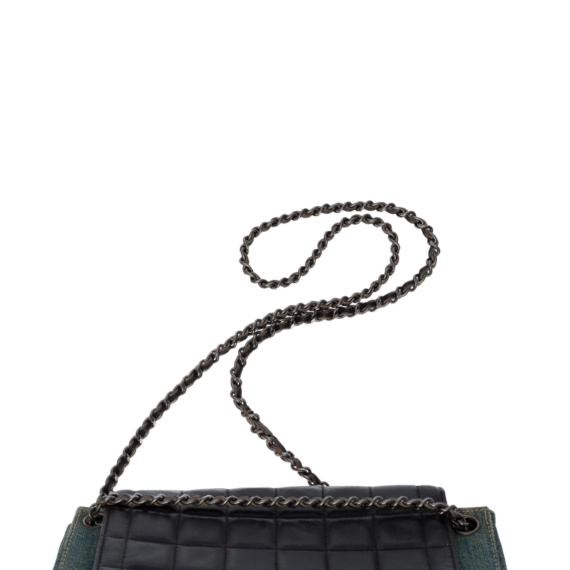 Chanel Classic Chocolate Bar shoulder flap bag in denim and black leather, SHW 3